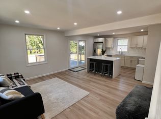 48 Glen Pl, Bridgeport, CT 06610