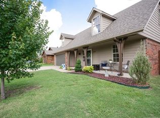 8215 N 121st Ave E, Owasso, OK 74055