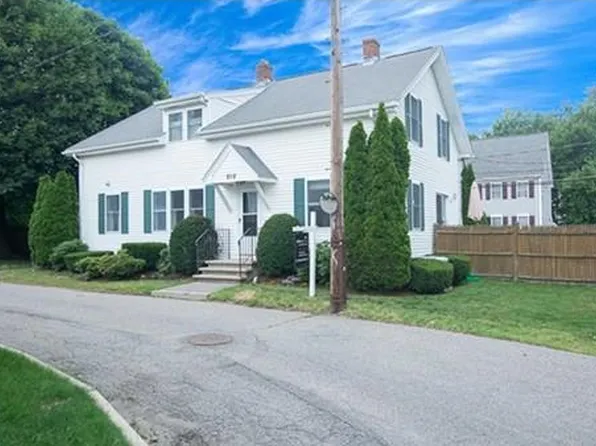 24 Parkers Ln #2, Waltham, MA 02453