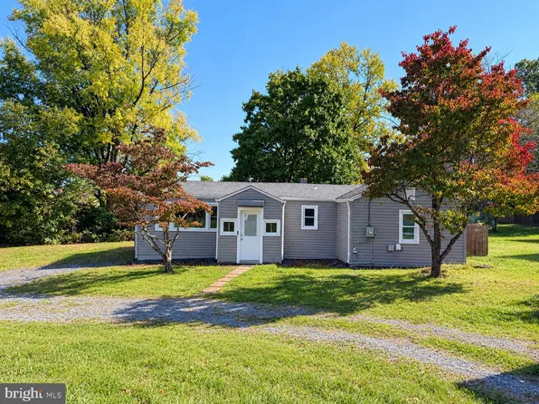 115 Hickory Ln, Winchester, VA 22603