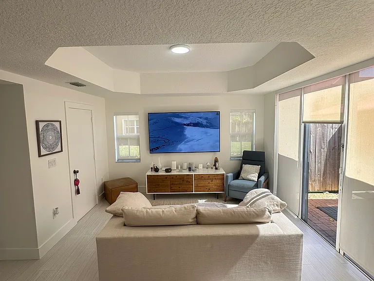 15240 SW 31st St — Photo 34