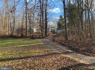 233 Congo Niantic Rd, Barto, PA 19504