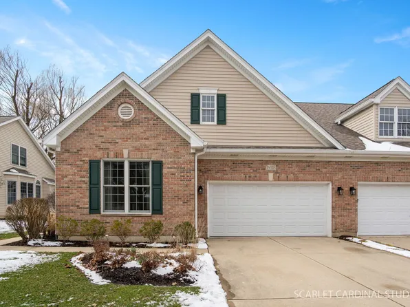 1N118 Mission Ct, Winfield, IL 60190