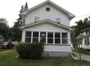 925 Pearl St, Aurora, IL 60505