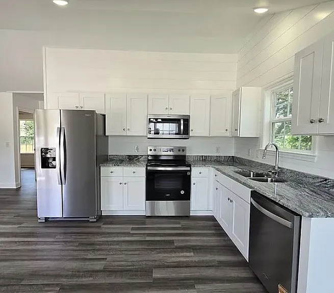 163 Silas Way #A — Photo 10
