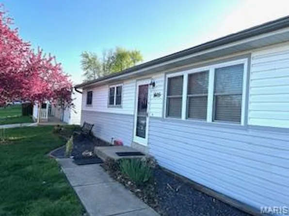 1605 Beverly Dr, Saint Charles, MO 63303