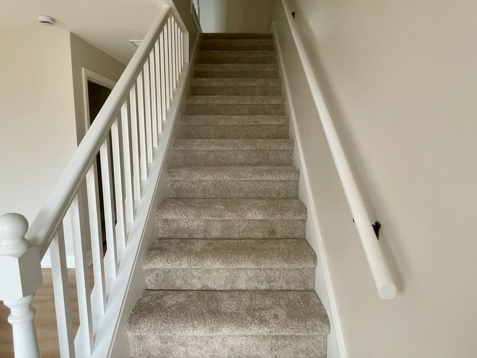 1st image of 809 Wellington Dr
