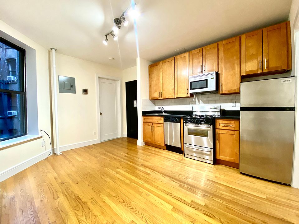 1st image of 230 E 80th St APT 3D
