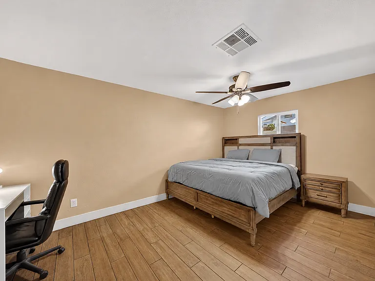 6717 Atwood Ave #4 — Photo 3
