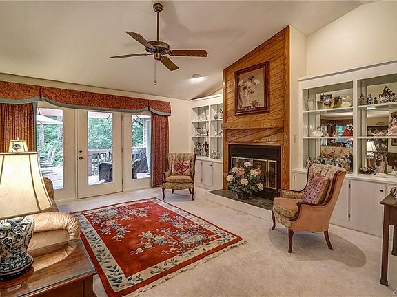 3rd image of 11511 Rexmoor Dr