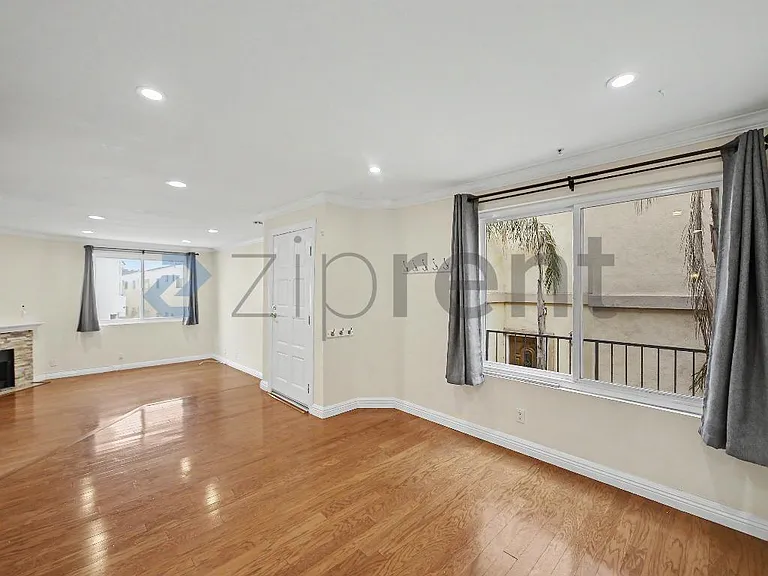 528 E San Jose Ave #110 — Photo 12
