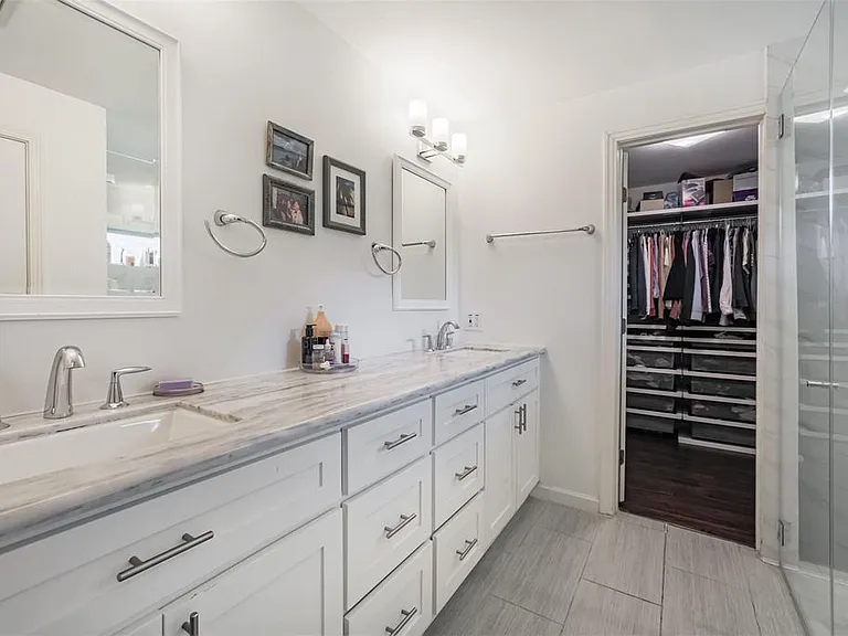 3439 Wentworth St #6 — Photo 10