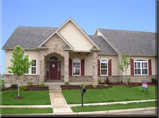 125 Scenic Pass Dr, Cottleville, MO 63376
