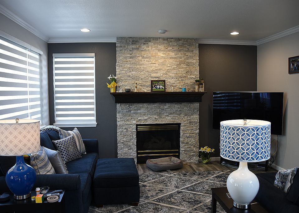 2nd image of 5807 S Garland Way