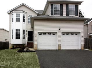 71 Division St, Keyport, NJ 07735