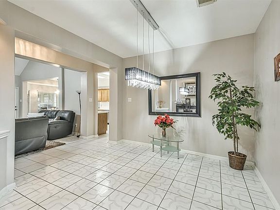 4th image of 2127 Blossom Creek Trl
