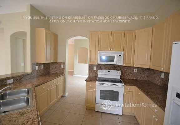 5th image of 23934 SW 108th Ct