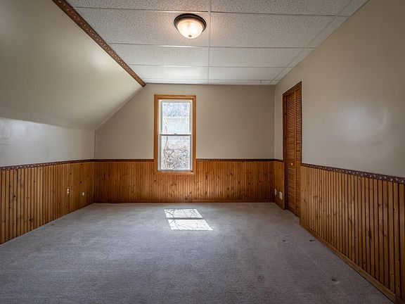 5th image of 1028 Livingston Ave