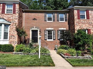7414 Willshire Hunt Ct, Springfield, VA 22153