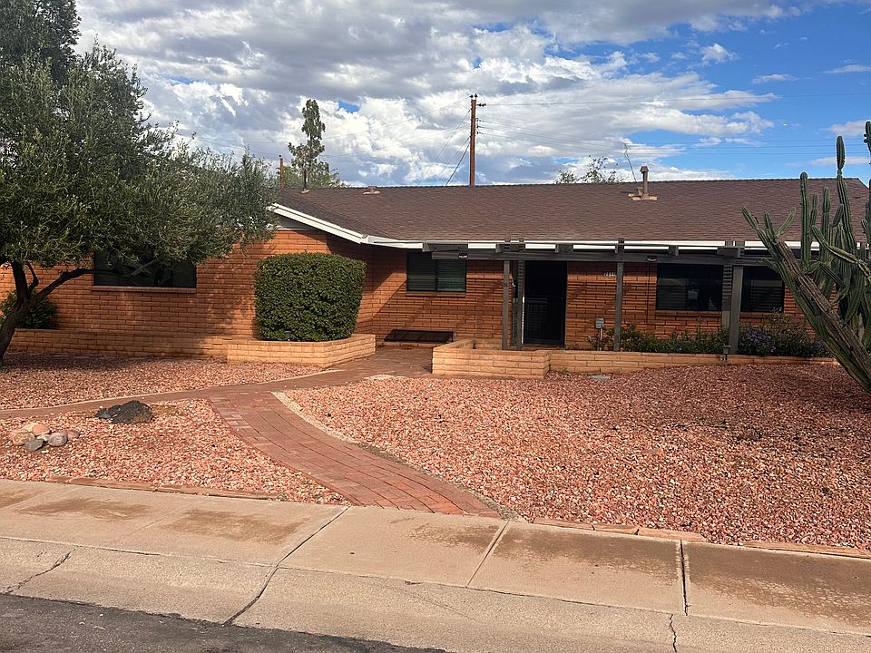 1st image of 2211 S Taylor Dr