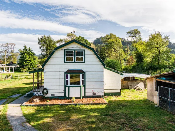 6848 State Highway 36, Carlotta, CA 95528
