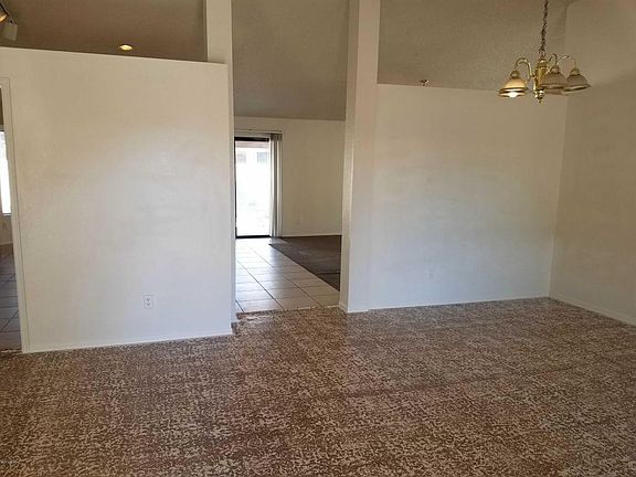 3rd image of 5829 S Hillerman Dr