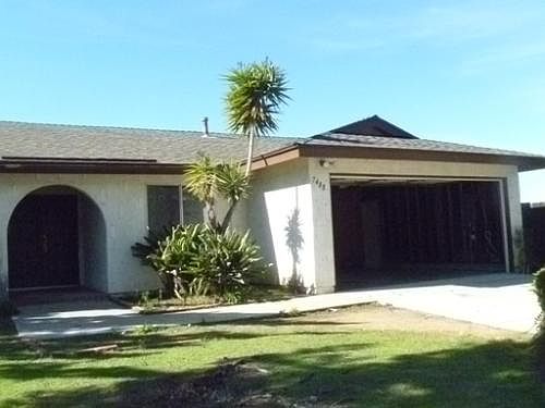 1st image of 7488 Rowena St