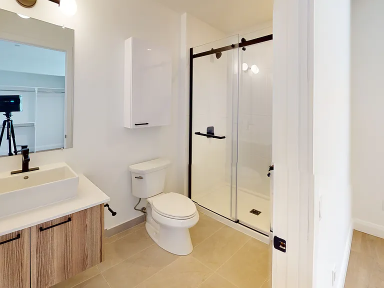 473 Albert St — Photo 9