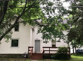 722 14th Ave E, Menomonie, WI 54751