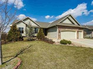 2112 N Walnut Creek Dr, Derby, KS 67037