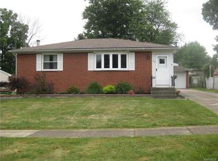 42 Kibler Dr, Depew, NY 14043
