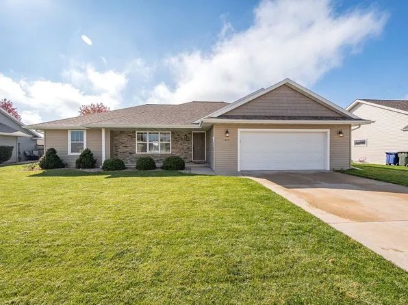 1753 Galway Ln, De Pere, WI 54115