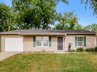 8858 Frontenac Rd, Indianapolis, IN 46226