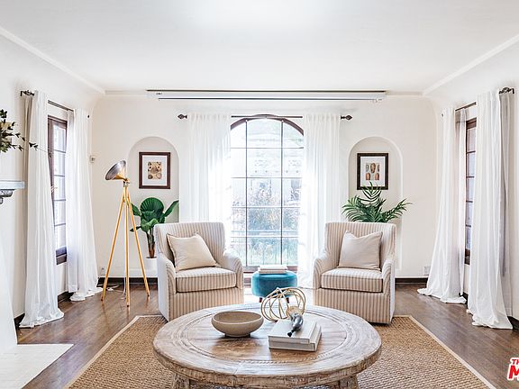 2nd image of 4021 Hepburn Ave