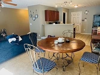 2nd image of 3676 Harvest Dr
