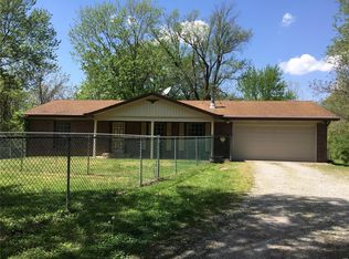 28 Sunset Dr, Millstadt, IL