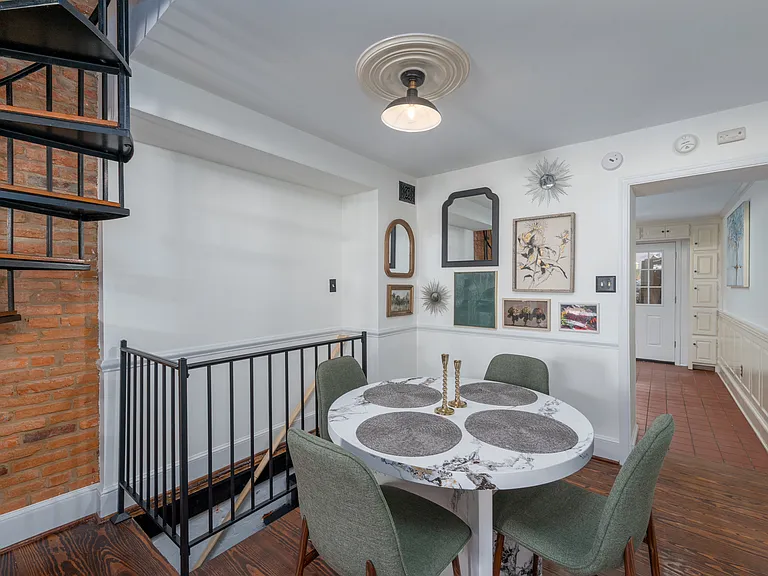 23 E Wheeling St — Photo 7