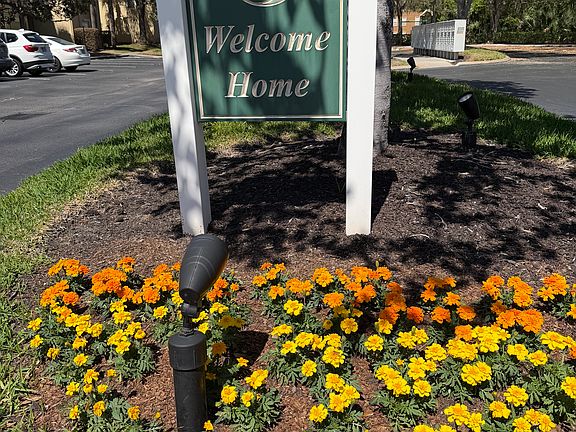 4th image of 404 Summit Ridge Pl APT 208