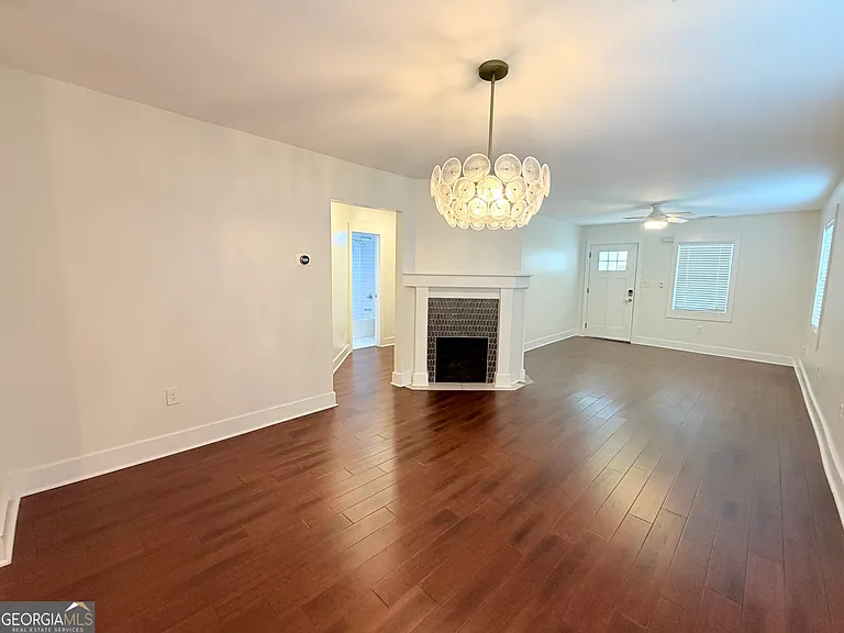 1109 Ira St SW — Photo 4