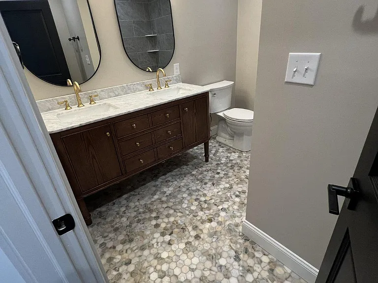 126 S Darlington St — Photo 17