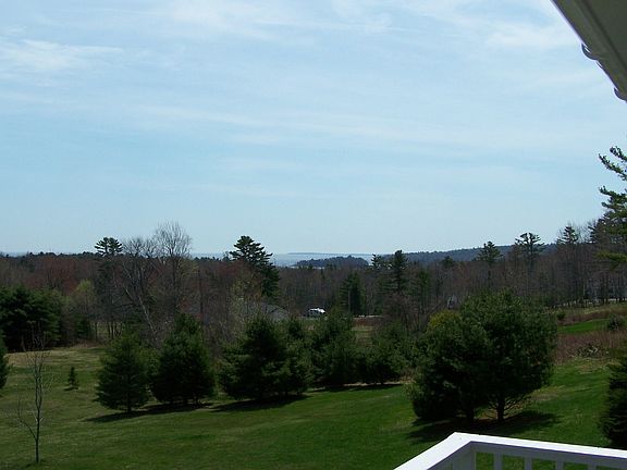 4 acres... Bay Views!