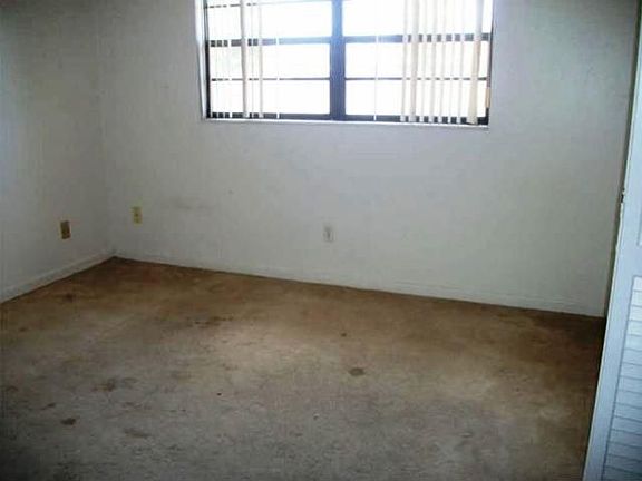 3rd image of 922 Golden Beach Blvd