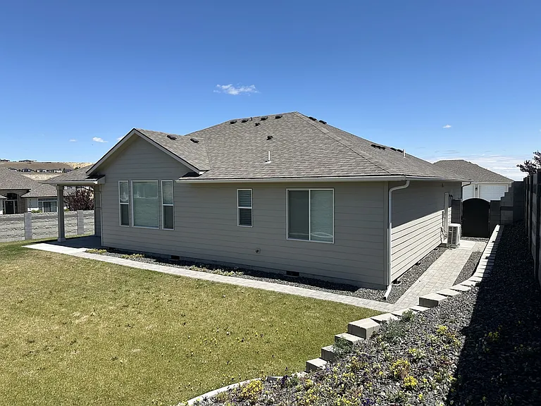 3304 S Zimmerman St — Photo 23