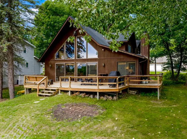 11237 Lake Rd, Stanwood, MI 49346