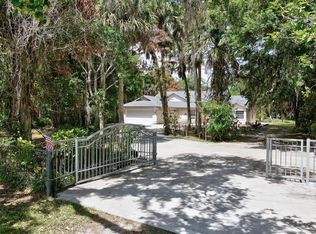 6930 41st Street, Vero Beach, FL 32967