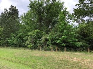 100 Central Trace Dr, Montgomery, TX 77316