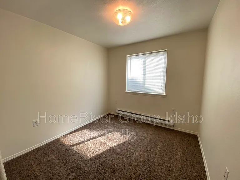 3184 Chasewood Dr — Photo 8