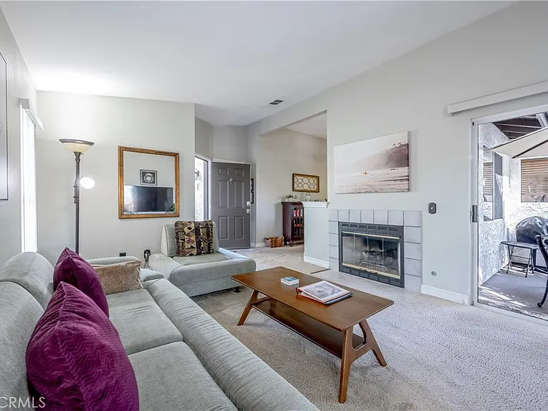 10 Corniche Dr #E — Photo 4