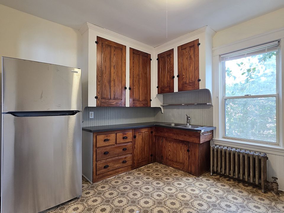 1st image of 82-84 Littlefield St Floor 1