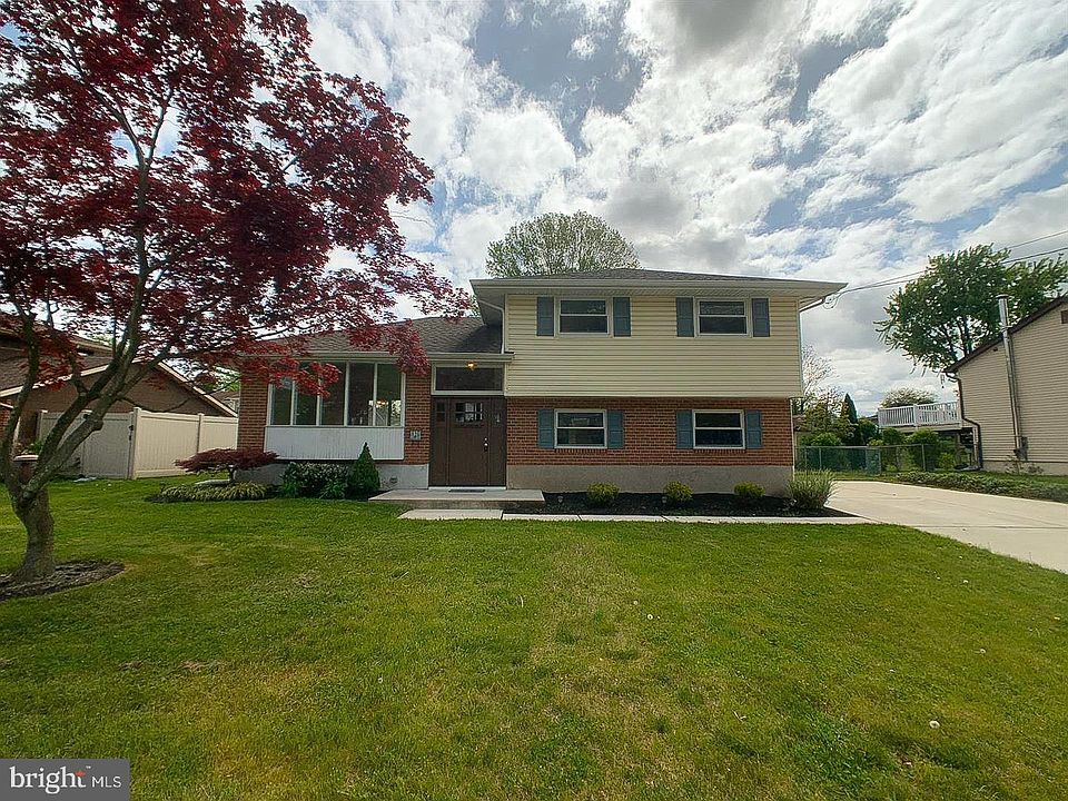 1st image of 217 Downing Rd